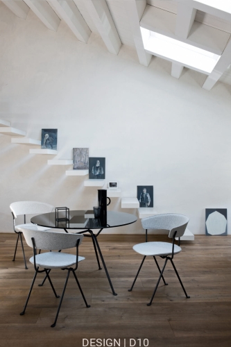 Magis_officina_chair_ambient_multi_SD2055_anthracite_divina_melange_120_01_lr.jpeg