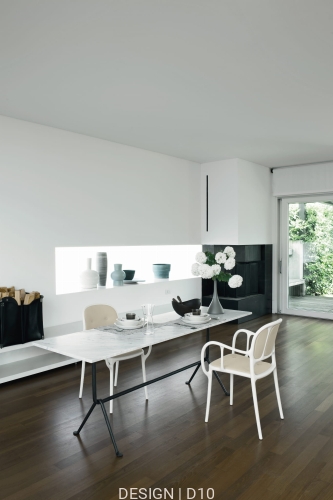 Magis_milà_chair_cushion_ambient_multi_SD2105_white_01_hr.jpg