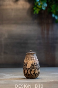 Koszyk Zulu ręcznie pleciony w RPA - 14 x 14 x 23 cm 