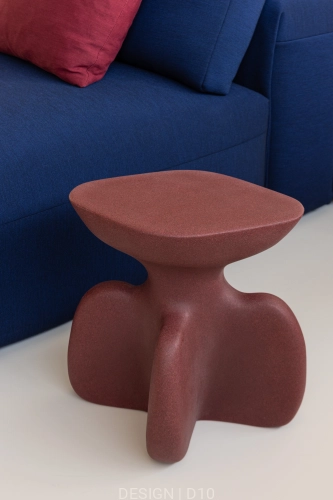 Magis_archeo_low-table_ambient_TV690_porphyry-red_costume-lounge_sofa_kvadrat-uniform-melange_793_02_hr.jpg